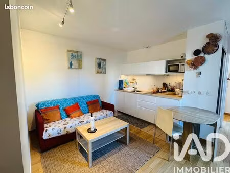 studio 1 pièce 30 m²