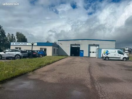 local bureaux 850 m²