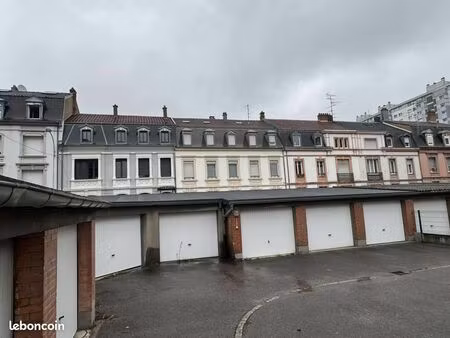 garage à louer rue du tilleul centre ville