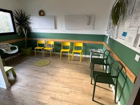 bureau dans local paramédical