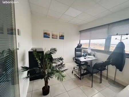 particulier loue bureau