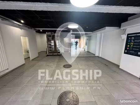 local commercial 91 m² paris