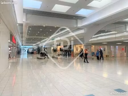 local commercial - galerie du centre commercial auchan pérols