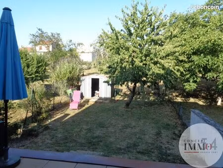 maison 7 pièces 181 m²