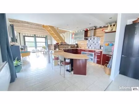 maison 4 pièces 85 m²