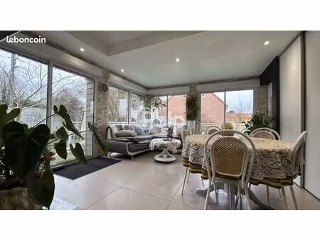 pavillon 6 pièces 130 m²