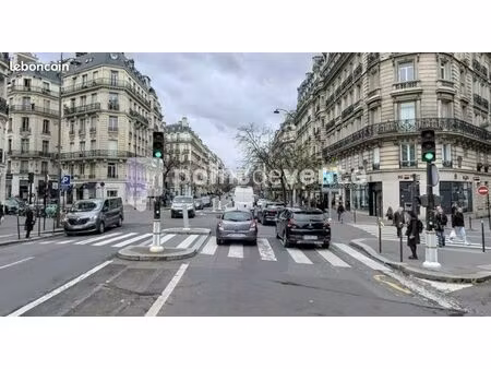 commerce habillement/textile 86 m²