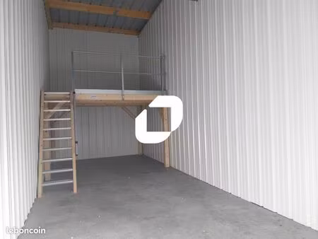 local d'activité 140 m²