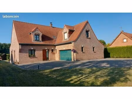 vends maison de 180 m2 habitables sur un terrain de 1400m2 à camphin en carembault