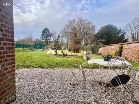 maison 8 pièces 247 m²