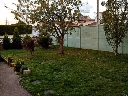 a vendre maison grand volume