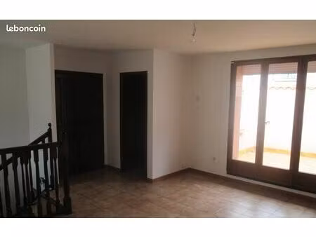 location maison individuelle non meublée - 78 m2 - méze centre (34140)