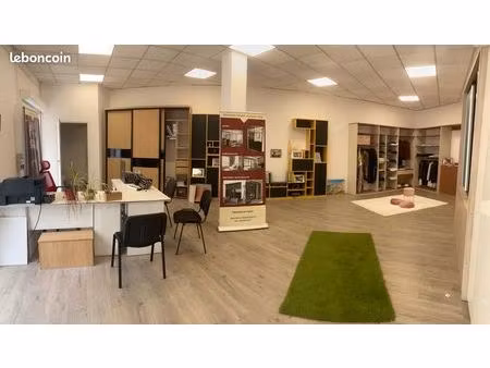 agde – centre-ville – local commercial / professionnel – 63 m²