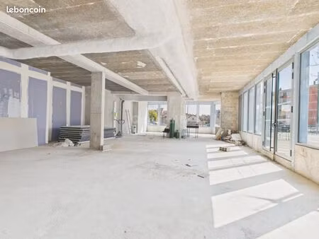 local commercial 202 m²