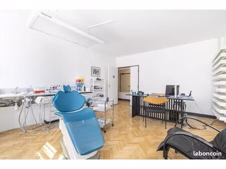 local 75 m² saint-germain-en-laye