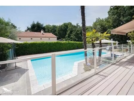 maison 7 pièces 170 m²