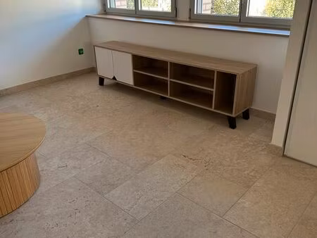 studio avec chauffage et eau compris