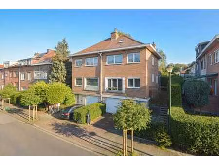 sainte-alix  maison 3 façades rénovée