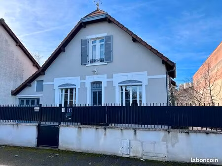 maison 6 pièces 109 m²