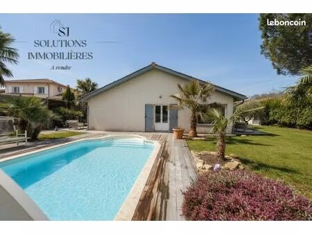 villa 5 pièces 159 m²