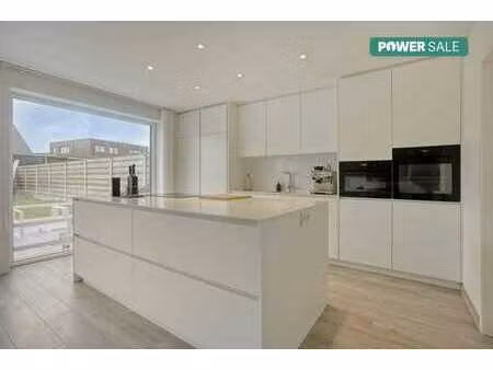 maison récente de 4 chambres à vendre à aartrijke