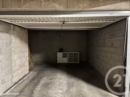 garage/box 21 m² montpellier