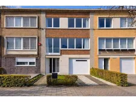 maison 3ch + bureau avec jardin - bon état général