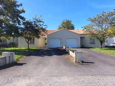 vente maison à clisson (44190) : à vendre / 66m² clisson