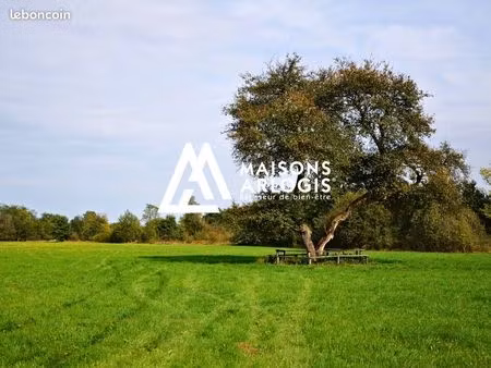 terrain 1 445 m² le pian medoc