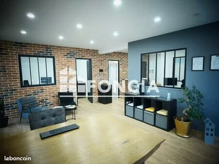 local commercial 72 m²