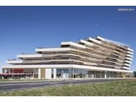 local commercial 427 m² pérols