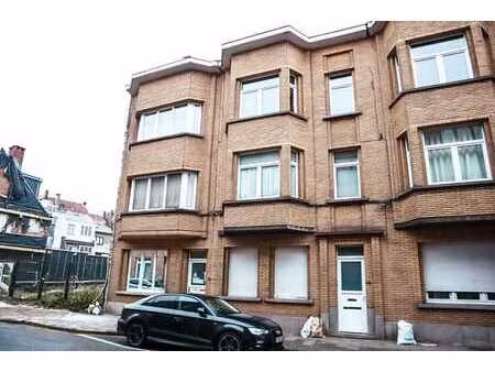 70 m² evere 950€ (+30€)