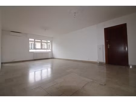 appartement p4 ascenseur parking cave.