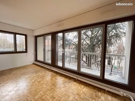 appartement 3 pièces 64m² à louer 1910 - paris 75013