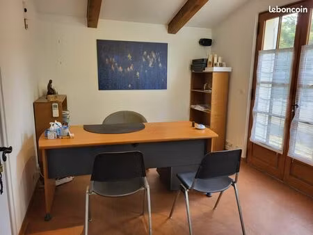 loue local professionel 56 m2 à pertuis 84120