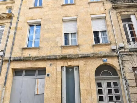 bordeaux – chartrons – t3 lumineux rénové avec terrasse