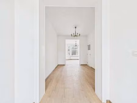 maison à louer à schaerbeek € 2.200 (lk1mb) - realtycare | zimmo