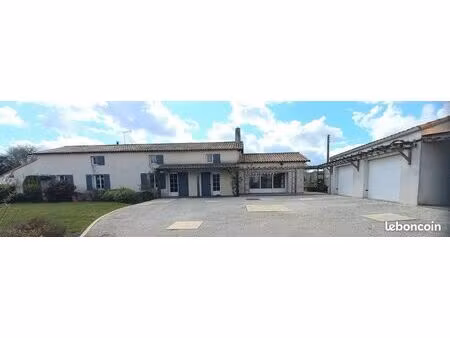 propriété 10 pièces 236 m²