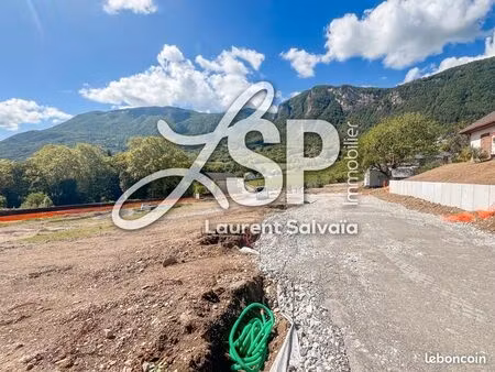 terrain 500 m² saint pierre d albigny