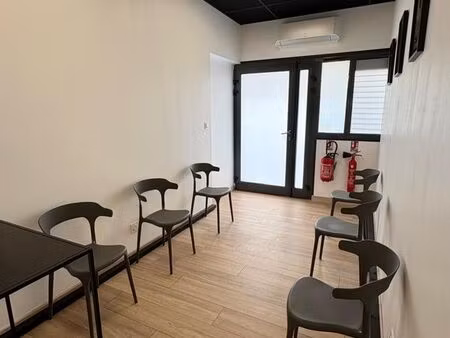 local cugnaux 12m2 - centre commercial agora