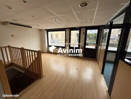 local 161 m² douvaine