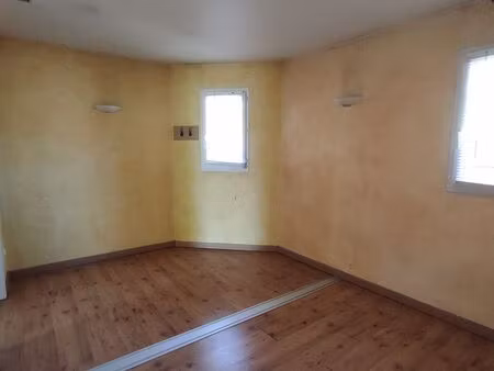 location local professionnel 60m2 31600 muret