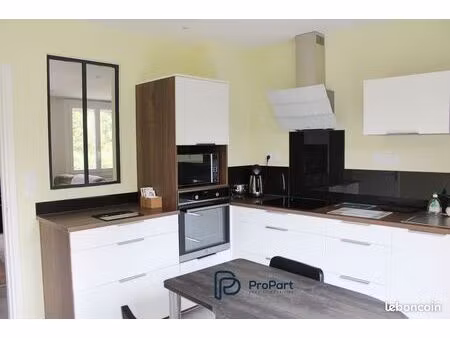 propriété 3 pièces 100 m²