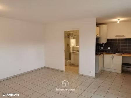 immeuble 1 pièce 126 m²