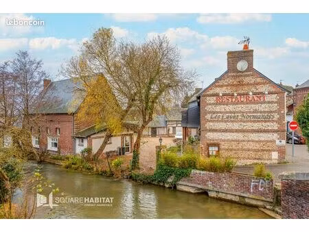 immeuble 12 pièces 260 m²