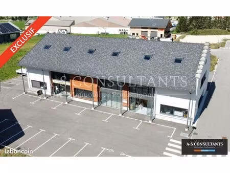 local commercial 360 m²