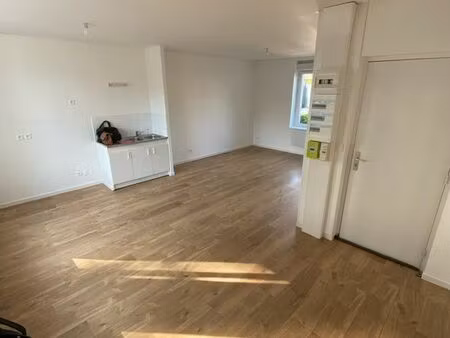 beau t2 en rdc lambersart