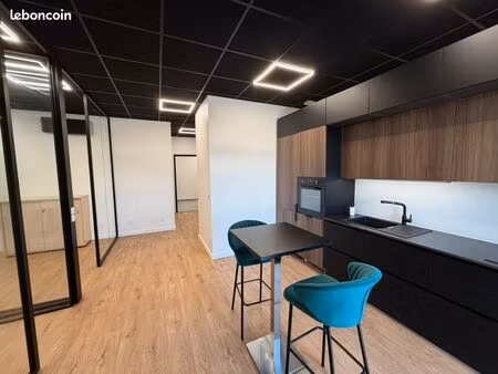 bureaux neufs 50 m² + locaux 100m2 – poisy / proche epagny – clim/chauffage + parkings – d