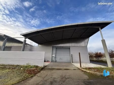 local 584 m² le mans