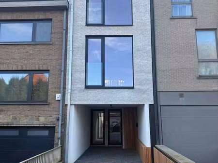 magnifique maison/triplex 2 chambres avec rooftop